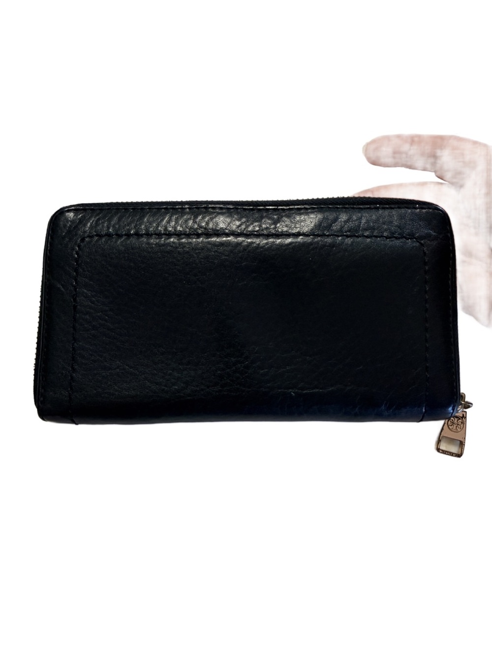 Tory Burch Black Leather Zip-Around Wallet with Gold Logo - Picture 2 of 11